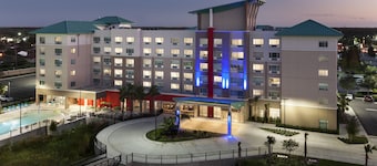Holiday Inn Express & Suites Orlando at SeaWorld by IHG