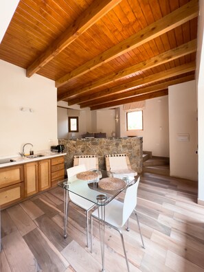 Dining room - Aldea del Valle (Paiguano)