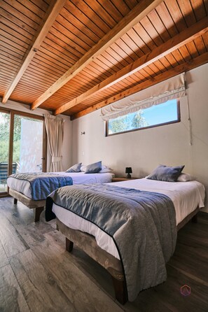 Luxury-Villa, 2 Schlafzimmer, eigener Pool, Poolblick