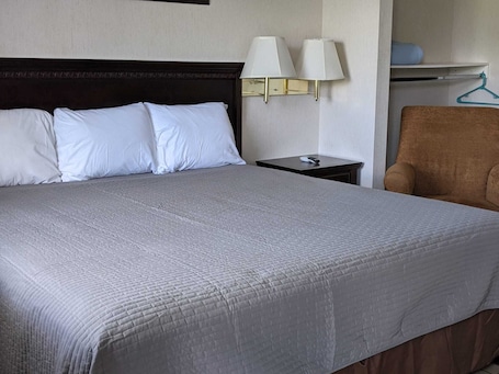 Cortinas blackout, tabla de planchar con plancha y wifi gratis