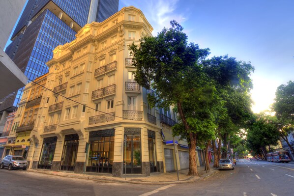 Front of property - Belga Hotel (Rio de Janeiro)