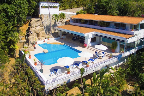 Entrada de la propiedad