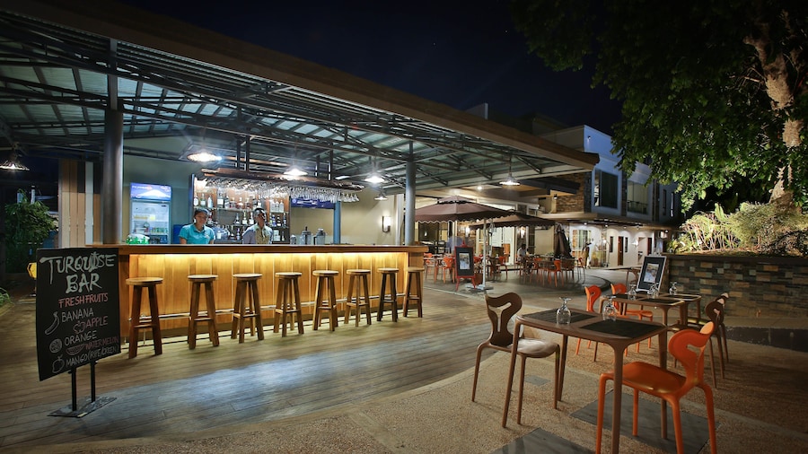 Coron Soleil Express Hotel