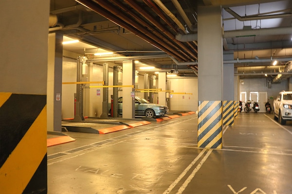 Self parking (PHP 105 per night)