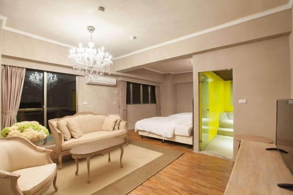 Deluxe Quadruple Room