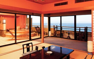 Traditionell svit - havsutsikt (Japanese Style, with Open-air Bath) | Minibar, värdeförvaringsskåp på rummet, gratis wi-fi och sängkläder