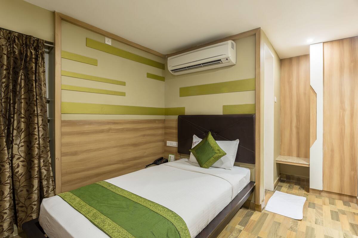 In-room safe, blackout curtains, iron/ironing board, free WiFi