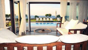 Villa | Bar (in der Unterkunft)