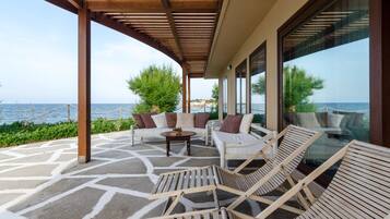 Villa, 5 Schlafzimmer, Meerblick, StrandnÀhe | Terrasse/Patio