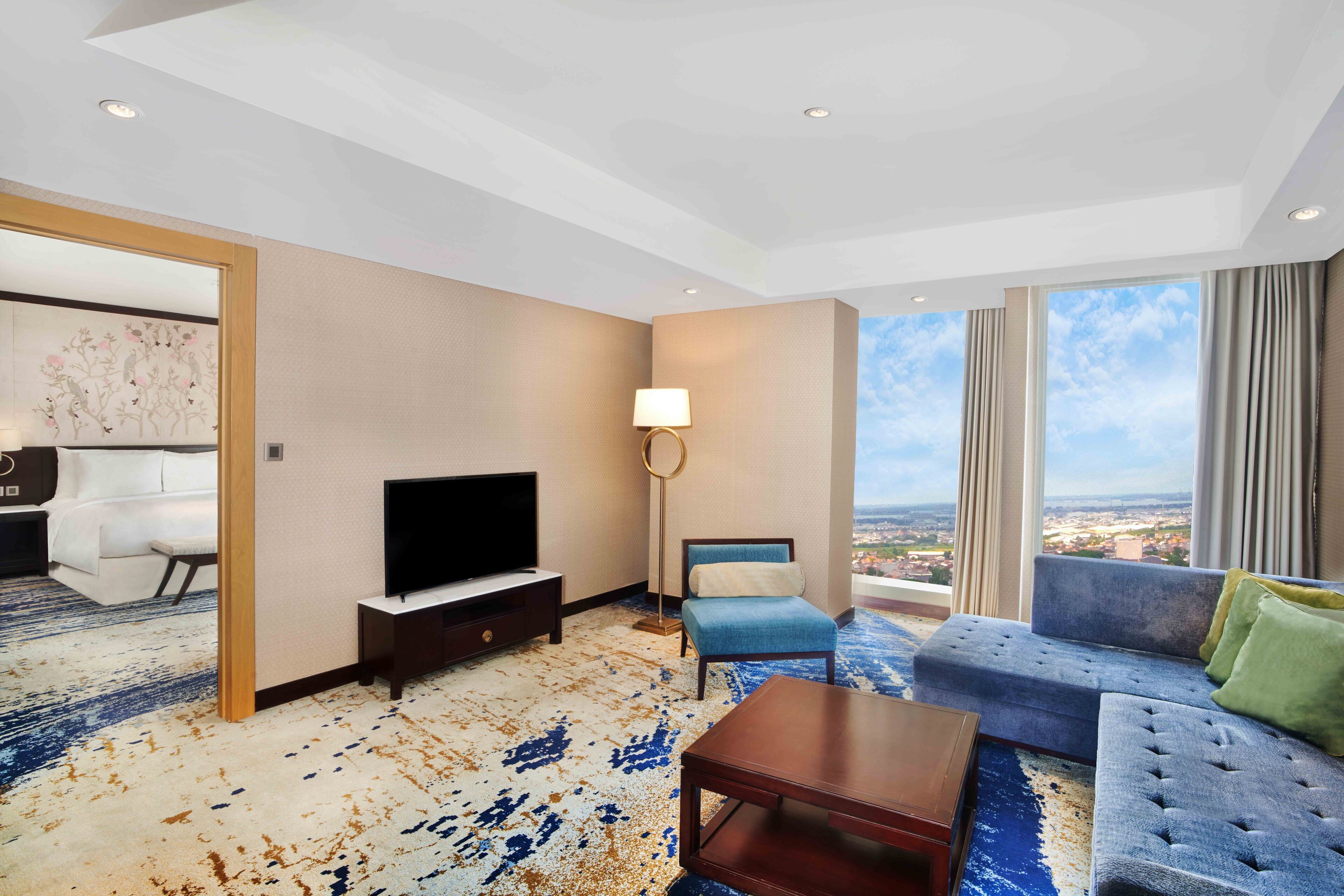 breccia suite, bath up, city view, executive lounge access | view from room