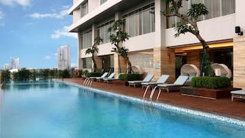 Outdoor pool, pool loungers