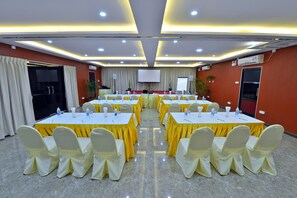 Khu phòng họp