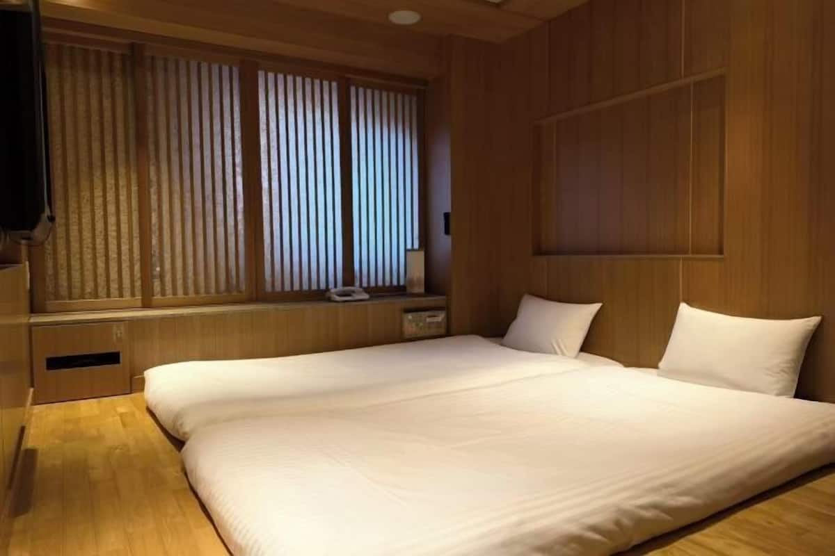 Soundproofing, iron/ironing board, free WiFi, bed sheets