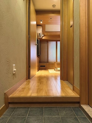 Chambre de style japonais, non-fumeurs | Chambres insonorisées, fer et planche à repasser, Wi-Fi gratuit