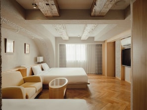 Chambre Deluxe, non-fumeurs (King) | Chambres insonorisées, fer et planche à repasser, Wi-Fi gratuit