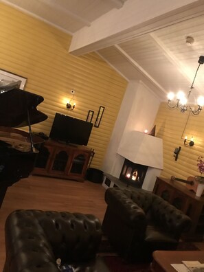 Interior entrance - Lyngseidet Gjestegård (Lyngen)