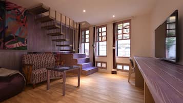 Superior Quadruple Room (Photos are for reference only - themes are randomly arranged) | Down comforters, in-room safe, soundproofing, free WiFi