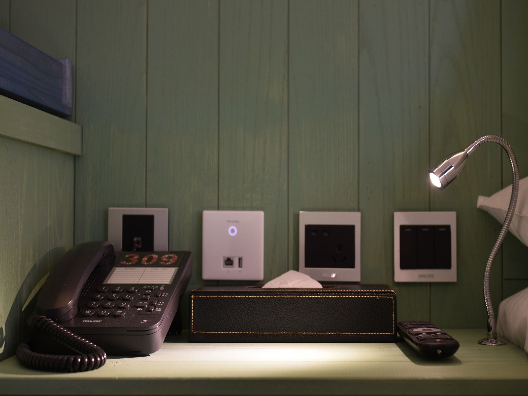 single room (photos are for reference only - themes are randomly arranged) | 1 bedroom, down duvets, in-room safe, soundproofing