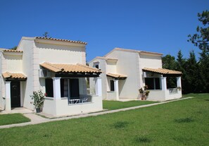 Property grounds - Dimitra's Maisonette (Corfu)