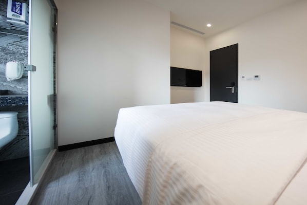 经典双人房 | 遮光窗帘、免费 WiFi、床单