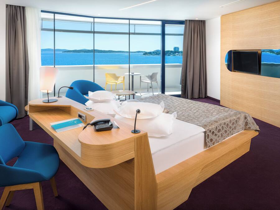 Deluxe Double or Twin Room, Balcony, Sea View