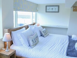 Tweepersoonskamer, en-suite badkamer (Super-king bed - Room 5) | 1 slaapkamer