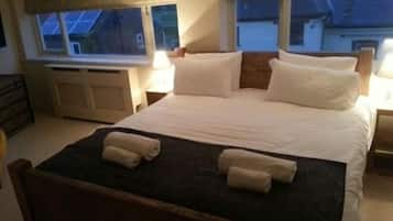 Doppelzimmer, mit Bad (Super-king bed - Room 5)