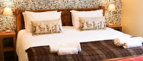 Double Room (Super-king Bed - Room 3) | 1 bedroom