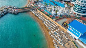 2 indoor pools, 2 outdoor pools, cabanas (surcharge), pool umbrellas - Granada Luxury Resort Okurcalar - All Inclusive (Alanya)