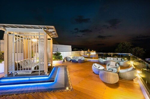 Araya Beach Hotel Patong