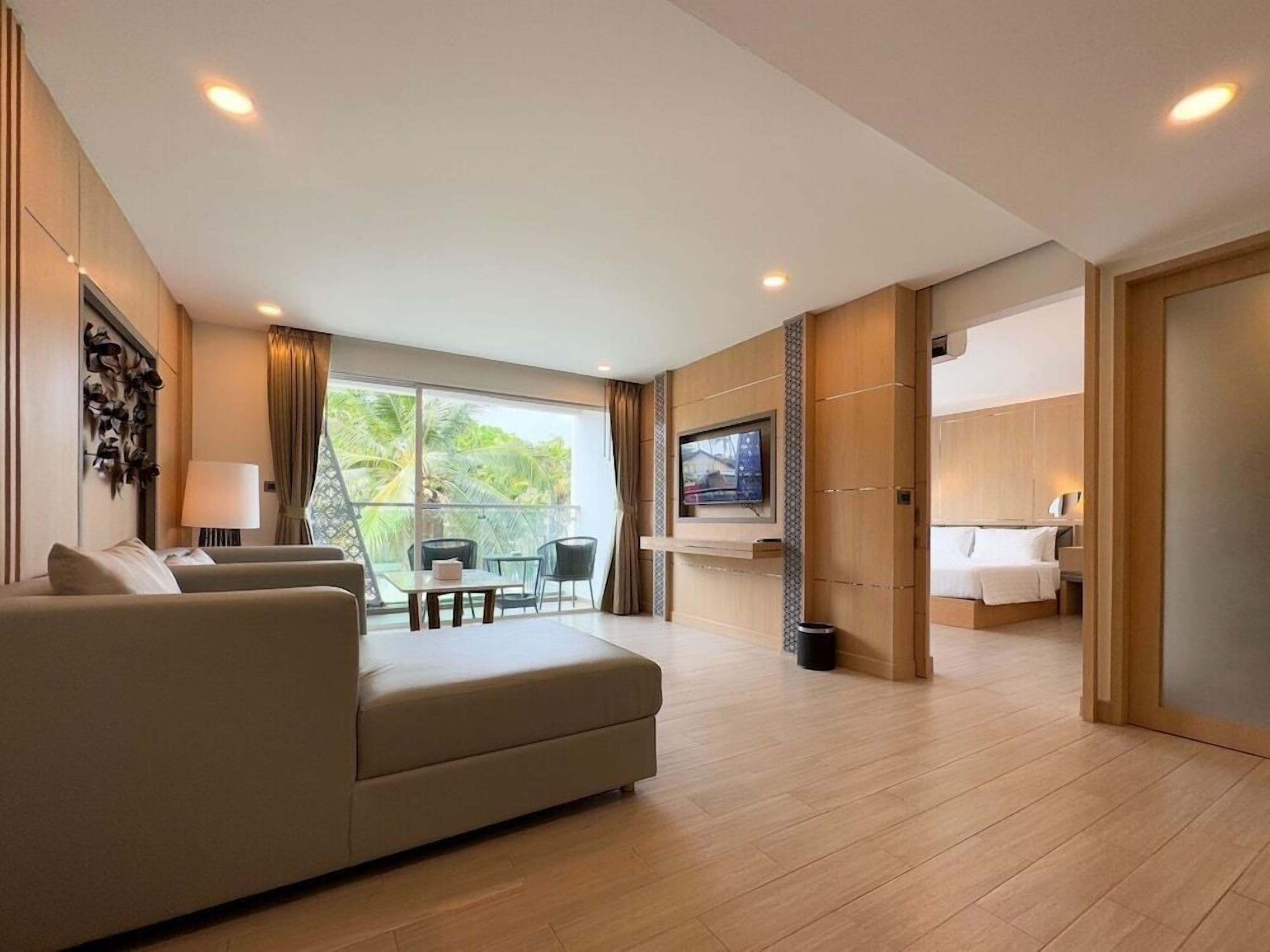 ทีวีจอแบน