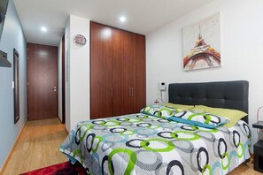 Standard Apartment, 1 Bedroom, City View