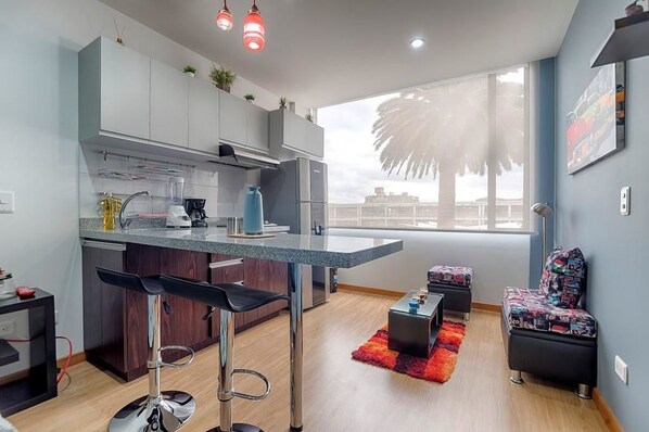 Standard Apartment, 1 Bedroom, City View | Private kitchen | Fridge, microwave, coffee/tea maker - Las Palmas Apartment 306 (Bogotá)