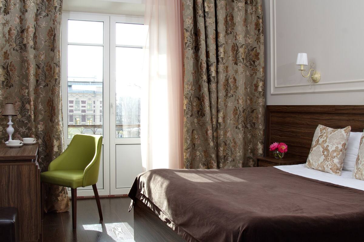 Superior Double Room, Balcony, Beachfront | 1 bedroom, premium bedding, in-room safe, desk