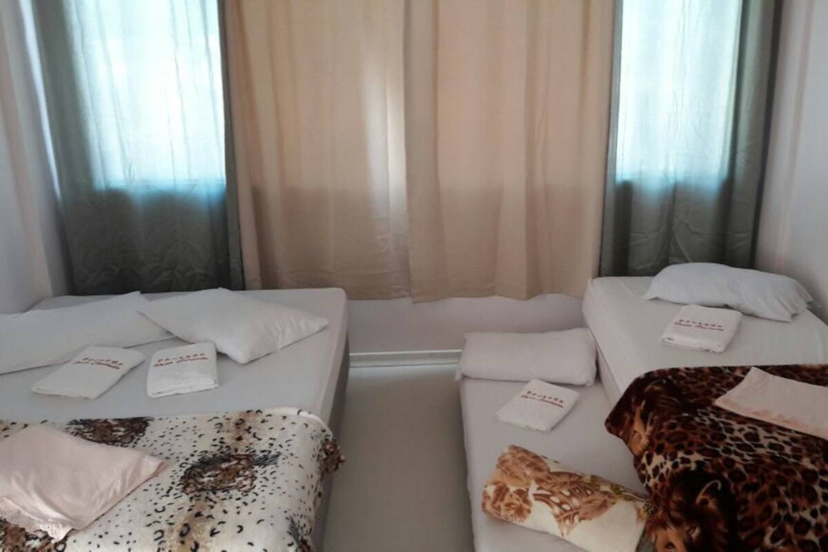 Apartamento standard | Frigobar, cortinas blackout, Wi-Fi de cortesia