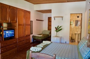 Apartamento standard | Frigobar, Wi-Fi de cortesia