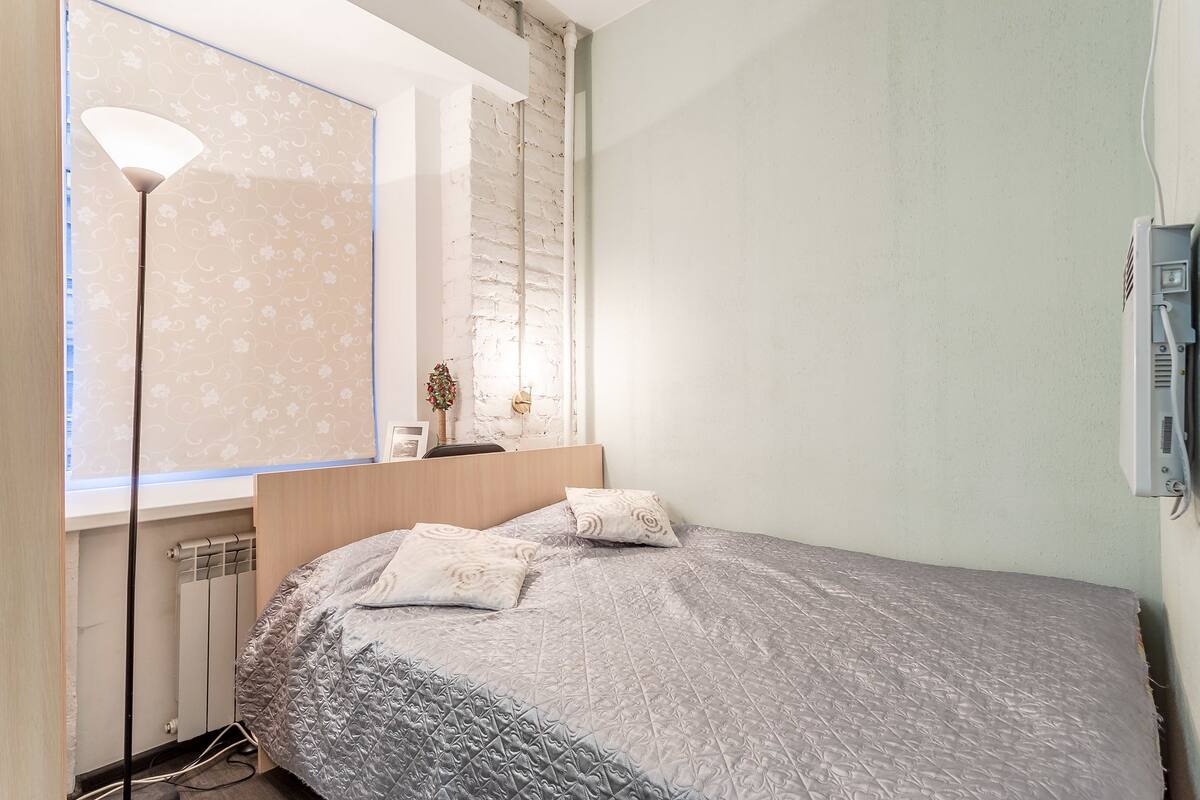 In-room safe, desk, soundproofing, free WiFi