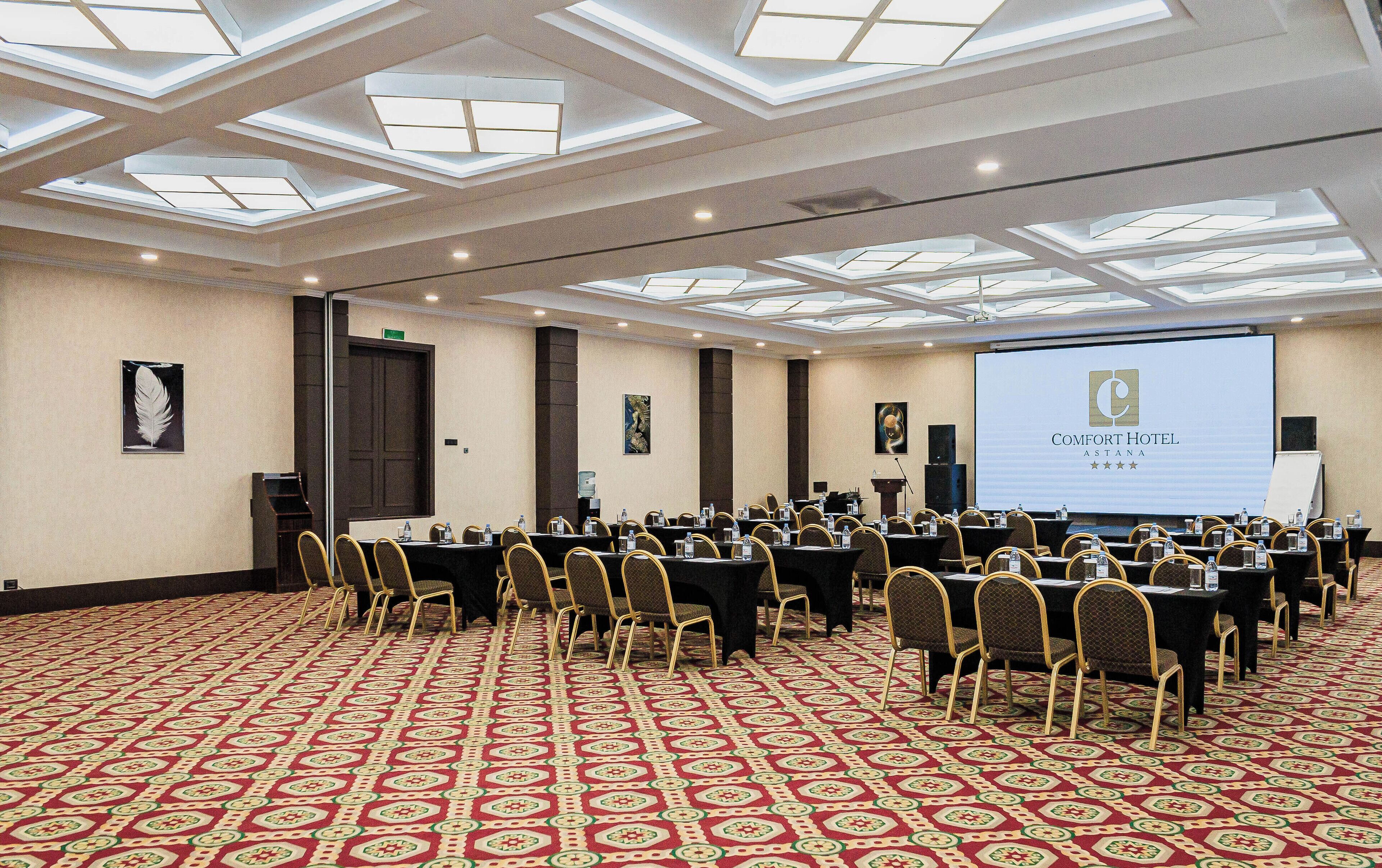 Photo - Comfort Hotel Astana