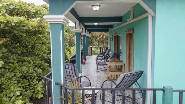 Basic Triple Room, Multiple Beds, Balcony | Desk, free WiFi, bed sheets - River Park Inn (San Ignacio)