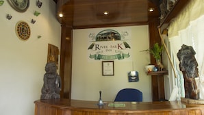 Reception - River Park Inn (San Ignacio)