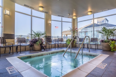 Indoor pool. Hilton Garden Inn Salina