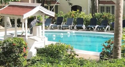 Ocho Rios Boardwalk Apartment