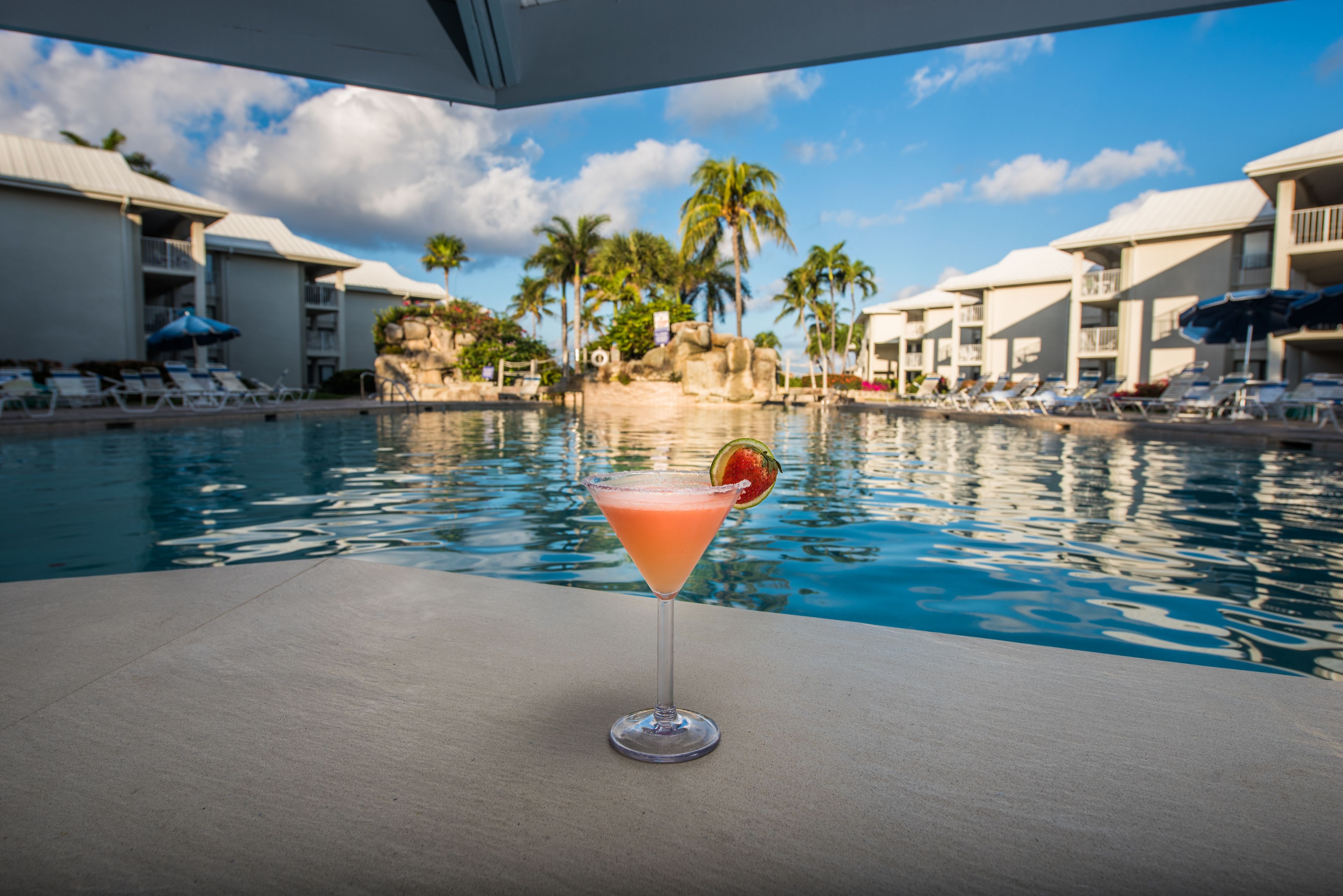 3 outdoor pools, pool umbrellas, pool loungers