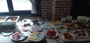 Daily buffet breakfast for a fee - Kap House Hotel (Bansko)