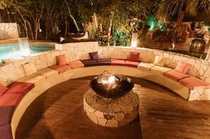 Terrace/patio - Serenity Authentic Glamping Tulum (Xpu-Ha)