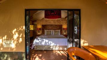 Tienda de campaña, 1 cama King size, vista al jardín (Harmony Tent) | Ropa de cama de alta calidad y minibar