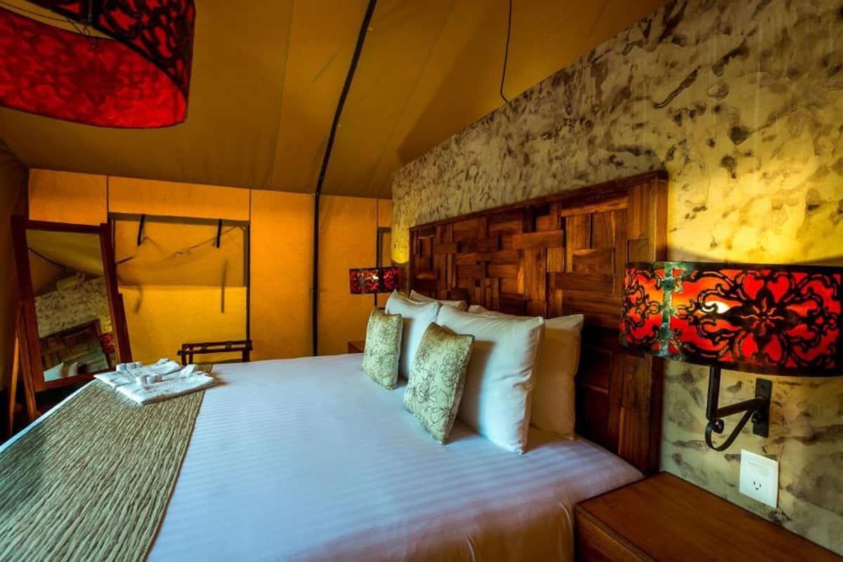 Tienda de campaña, 1 cama King size, vista al jardín (Harmony Tent) | Ropa de cama de alta calidad y minibar
