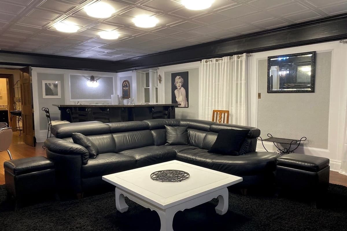 Family Suite, 2 Bedrooms, Refrigerator & Microwave, Ground Floor