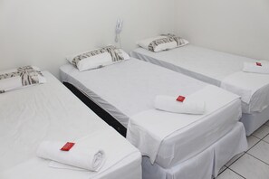 Minibar, blackout drapes, iron/ironing board, free WiFi - Center 1 Hotel (Fortaleza)