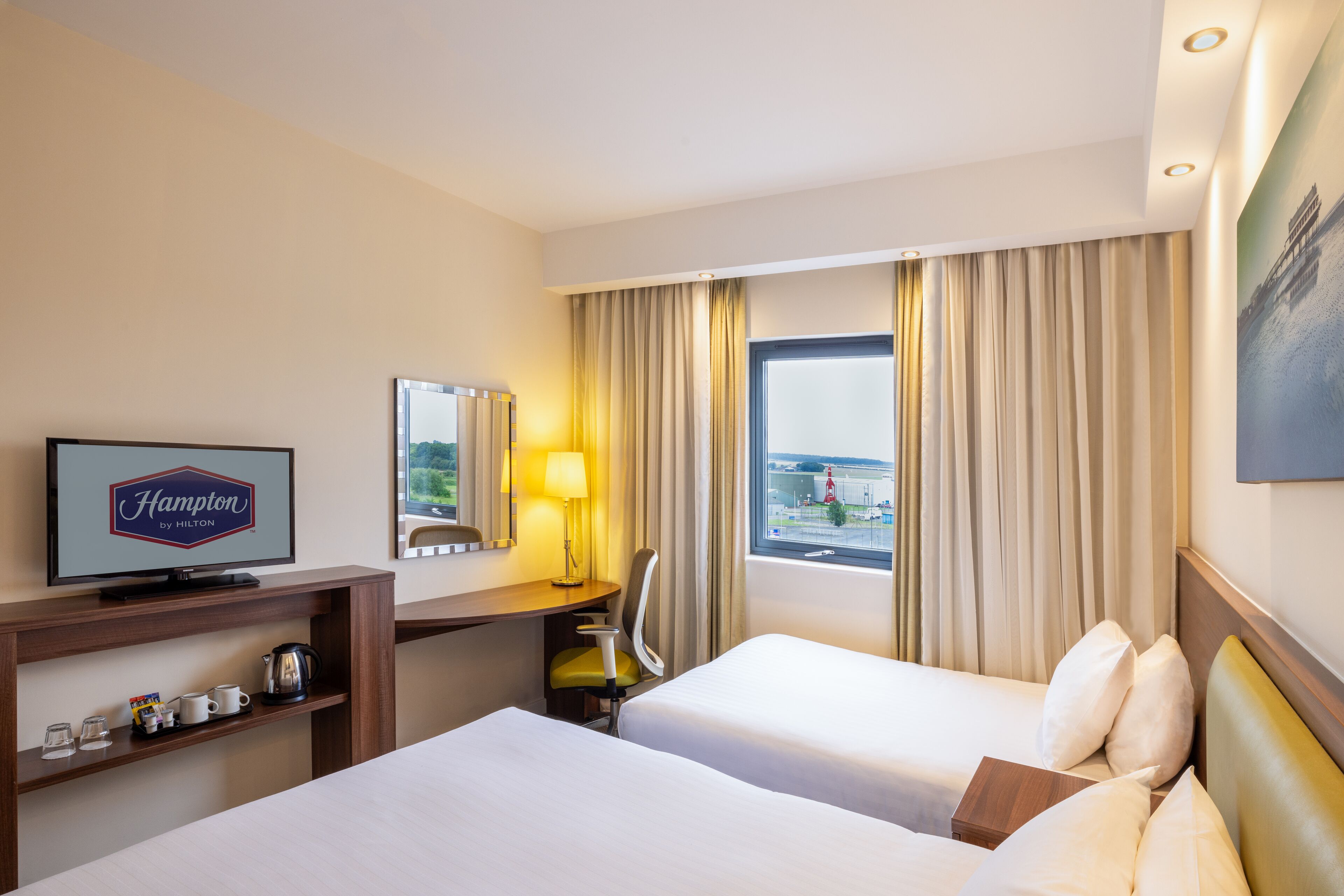 room, 2 single beds, non smoking | in-room safe, desk, laptop workspace, soundproofing